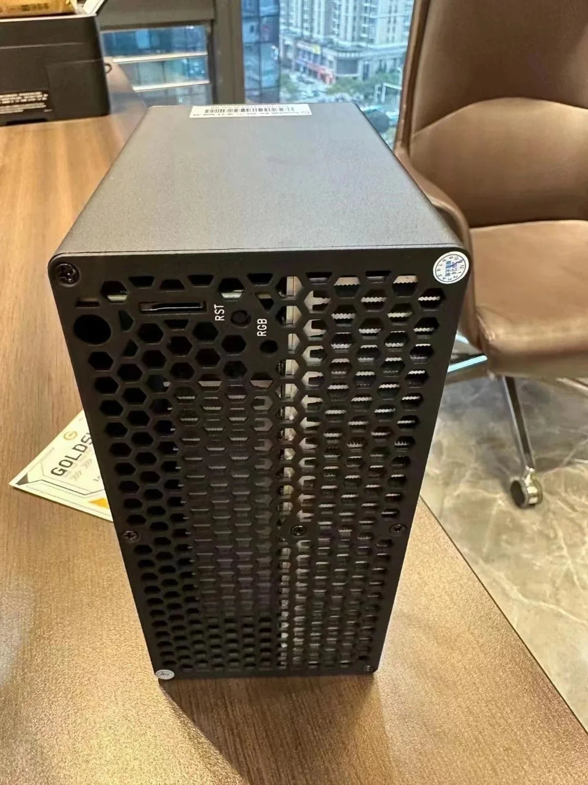 New Goldshell MINI DOGE 3 Miner LTC and Doge Coin Miner 700MH/S 400W Goldshell Mini Doge III Litcoin Miner With PSU Doge Miner